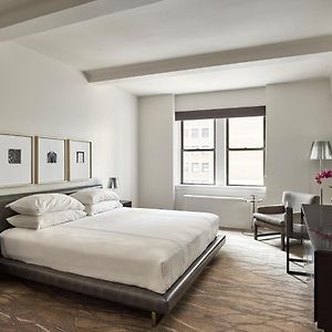 Studio Premium Lit King-Size